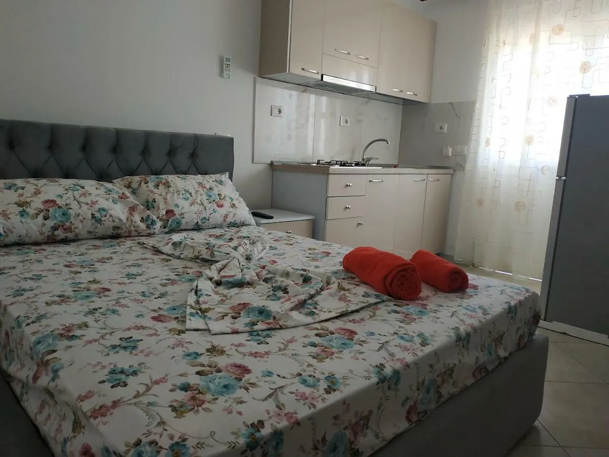Dhoma Plazhi Nefeli Apartman Vlora 0*,  Albánia