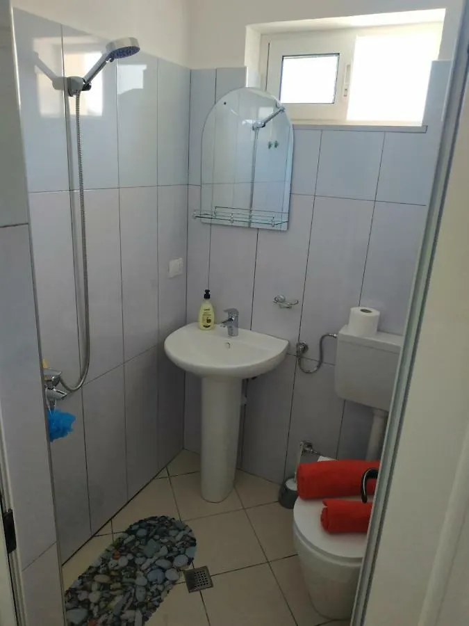 Dhoma Plazhi Nefeli Apartment Vlore